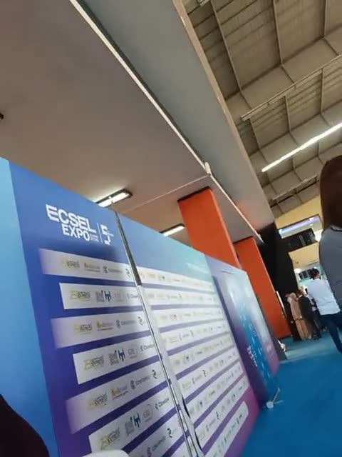 Photo de l'avis de Ahlam pour ECSEL EXPO - vidéo 1